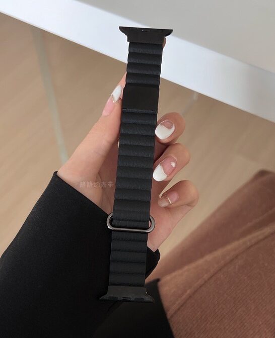 Apple Watch ベルト　マグネット　ブラック